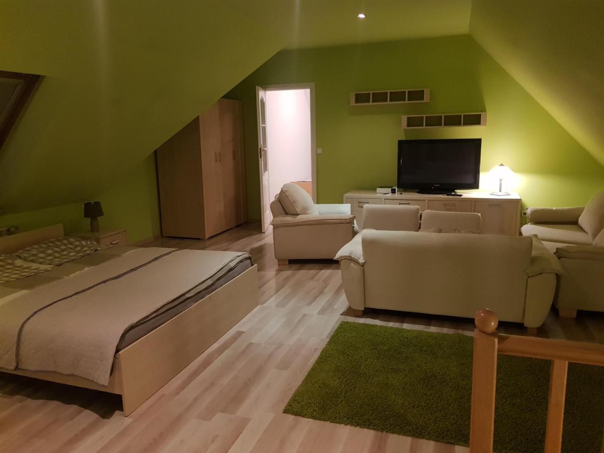 Apartament U Kucharzy Lysica Wilkow  Exterior photo
